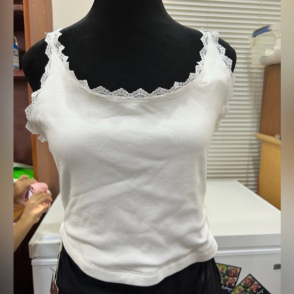 Tops - OGL Wood Cellulose Scallop Trim Tank